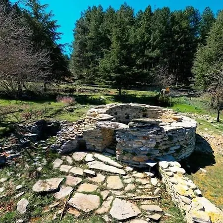 度假居 Nuragic Temple *